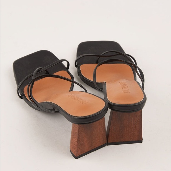 Cult Avenue Willow Strappy Heel - Picture 5 of 8